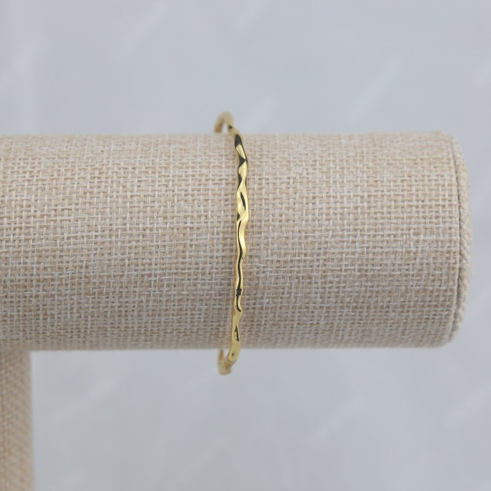 Textured 18K Gold  925 bangle